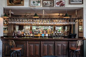 Brewers Inn Hotel
