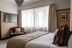 Red Lion Hotel