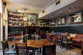 The Coach & Horses