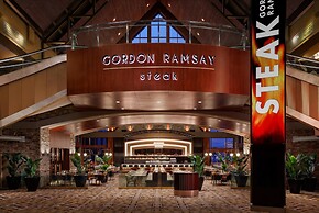River Rock Casino Resort