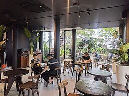 Rasuna Icon Hotel
