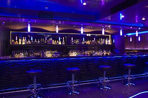 Elite Crystal Hotel