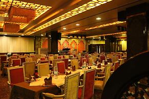 Elite Crystal Hotel