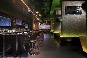 Elite Crystal Hotel