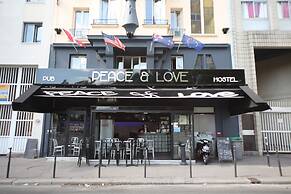Peace & Love - Hostel