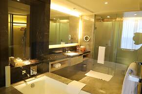 Renaissance Huizhou Hotel