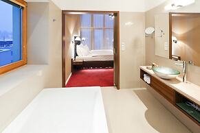 Pytloun City Boutique Self Check-in Hotel