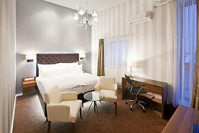 Pytloun City Boutique Self Check-in Hotel