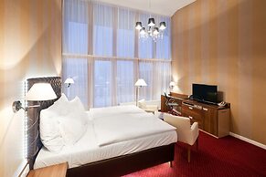 Pytloun City Boutique Self Check-in Hotel