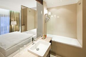 Pytloun City Boutique Self Check-in Hotel