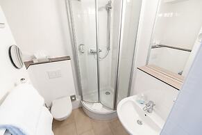 Hotel Demas City