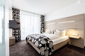Hotel Demas City