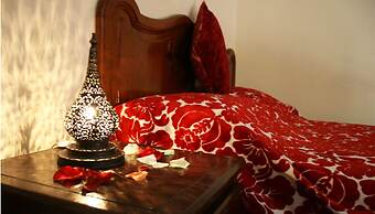Riad Lalla Fatima