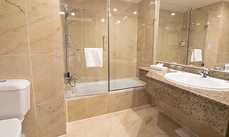 Blend Elphistone Resort