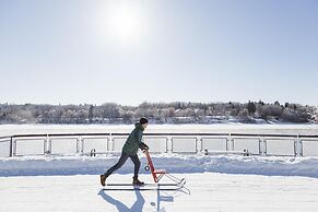 Holiday Inn Hotel & Suites Saskatoon Downtown by IHG