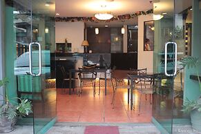ACL Suites