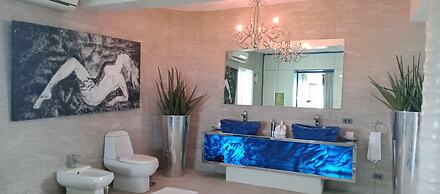 Lingganay Boracay Hotel Resort