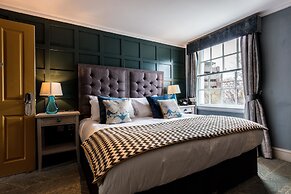 The City Gate Hotel