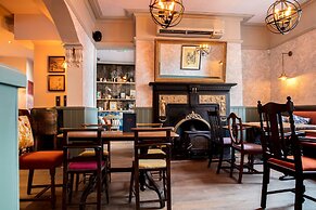 The City Gate Hotel