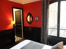 Alba Opera Hotel