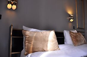 Alba Opera Hotel