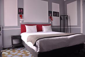 Alba Opera Hotel
