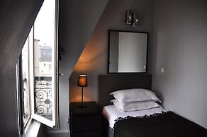 Alba Opera Hotel