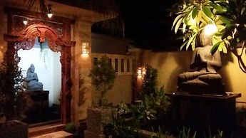 Apa Kabar Villas
