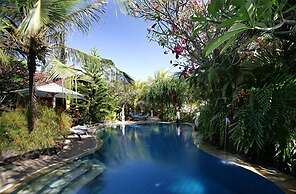 Apa Kabar Villas