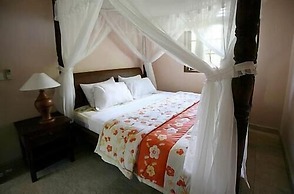 Apa Kabar Villas