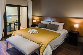 Plaza Paradiso Petit Hotel