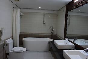 Golden Phoenix Hotel Boracay