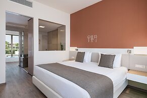 Avra Imperial Hotel