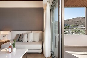 Avra Imperial Hotel