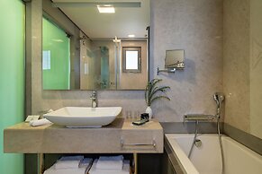 Avra Imperial Hotel