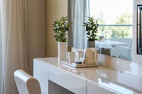 Avra Imperial Hotel
