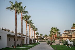 Avra Imperial Hotel