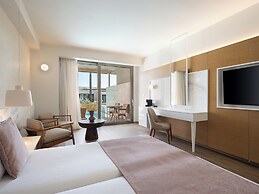 Avra Imperial Hotel