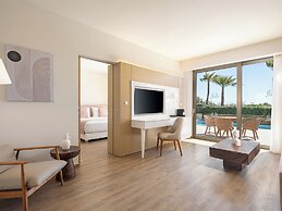 Avra Imperial Hotel