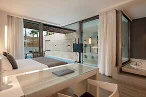 Avra Imperial Hotel