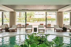 Avra Imperial Hotel