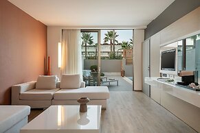 Avra Imperial Hotel