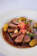 Amed Cafe & Hotel Kebun Wayan