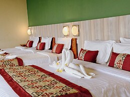 Amed Cafe & Hotel Kebun Wayan