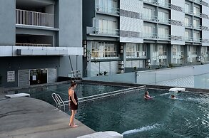 One-Stop Residence Hotel & Office
