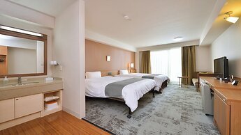 Vessel Hotel Campana Okinawa
