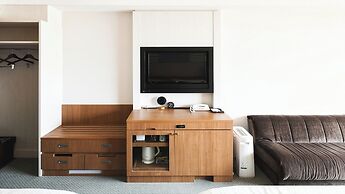 Vessel Hotel Campana Okinawa