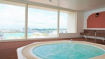 Vessel Hotel Campana Okinawa