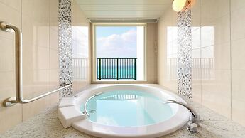 Vessel Hotel Campana Okinawa