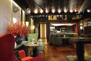 THE PRIVILEGE FLOOR by Borei Angkor
